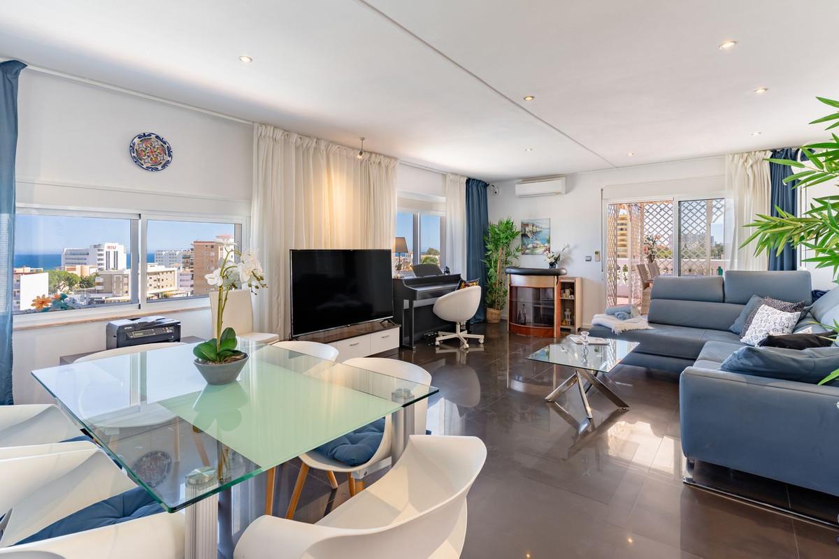 Apartment Penthouse in La Carihuela