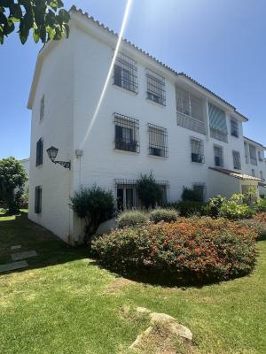 R5419000, Apartment Ground Floor in Marbella