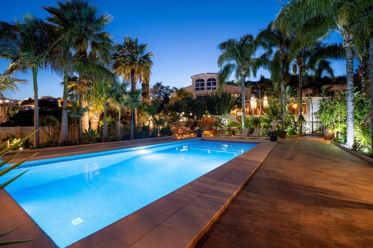 Villa Detached in Benalmadena