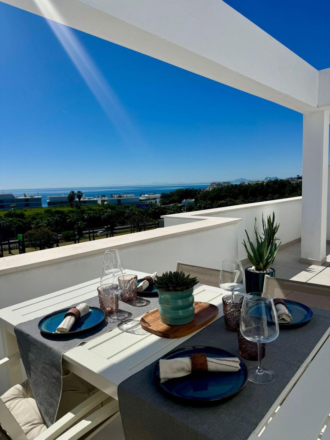 Apartment Penthouse in Estepona