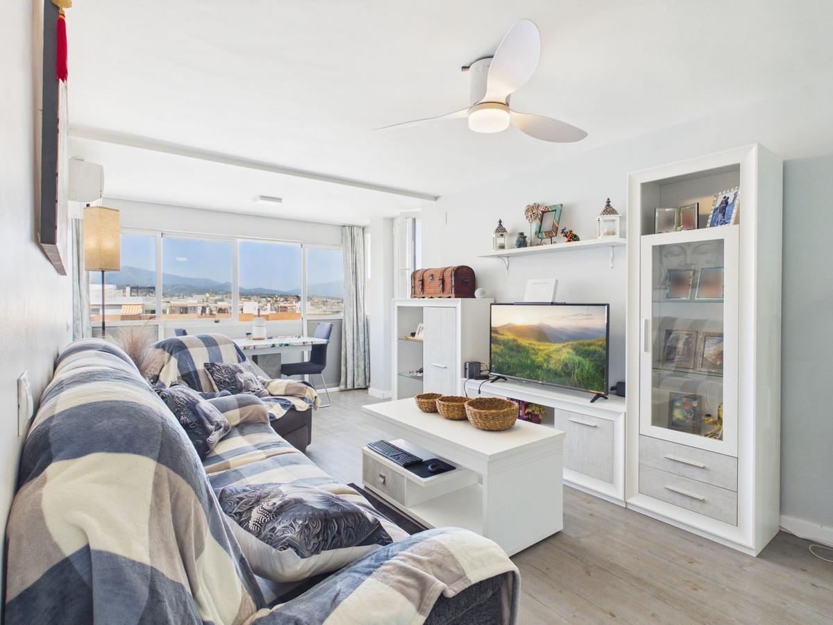 Apartment Penthouse in Estepona