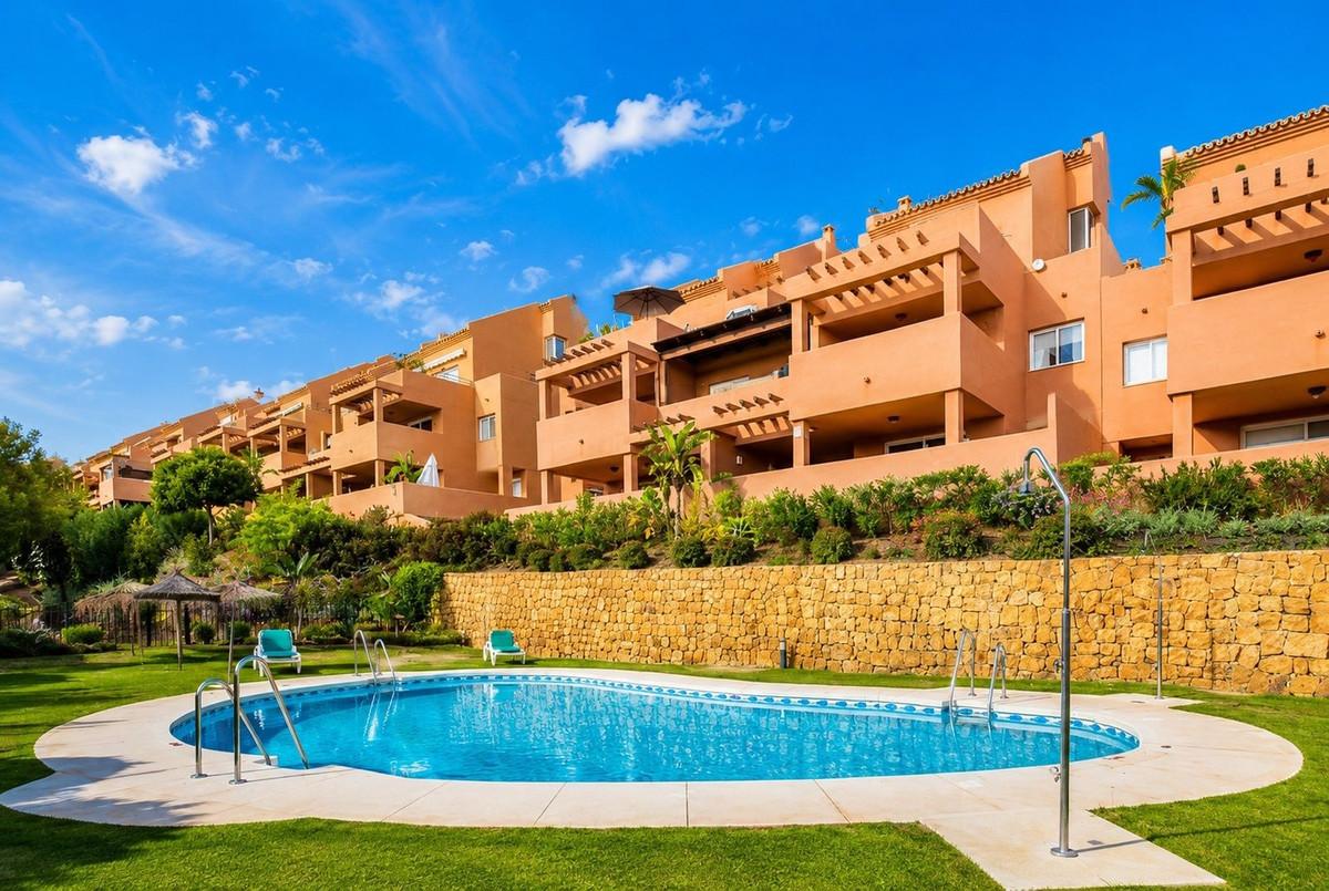 Apartment Middle Floor in Elviria