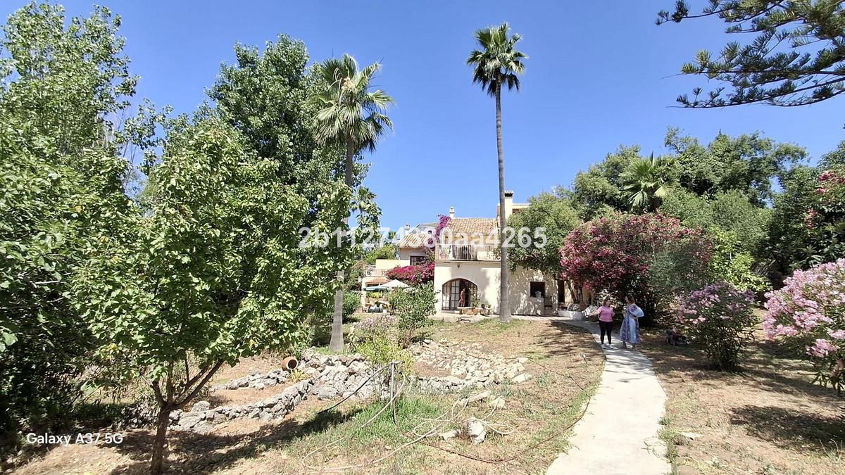 Villa Detached in El Rosario