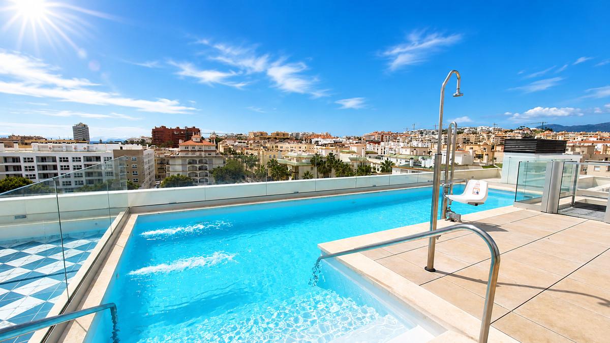 Apartment Middle Floor in Estepona