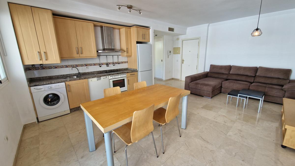 Apartment Middle Floor in Estepona