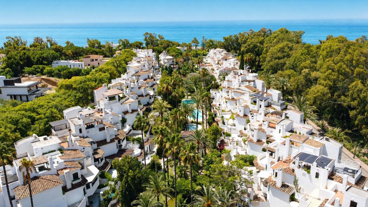 Apartment Ground Floor in Elviria