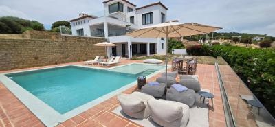 R5422603, Villa Detached in Sotogrande