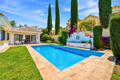 R5423383, Villa Detached in Benahav&iacute;s