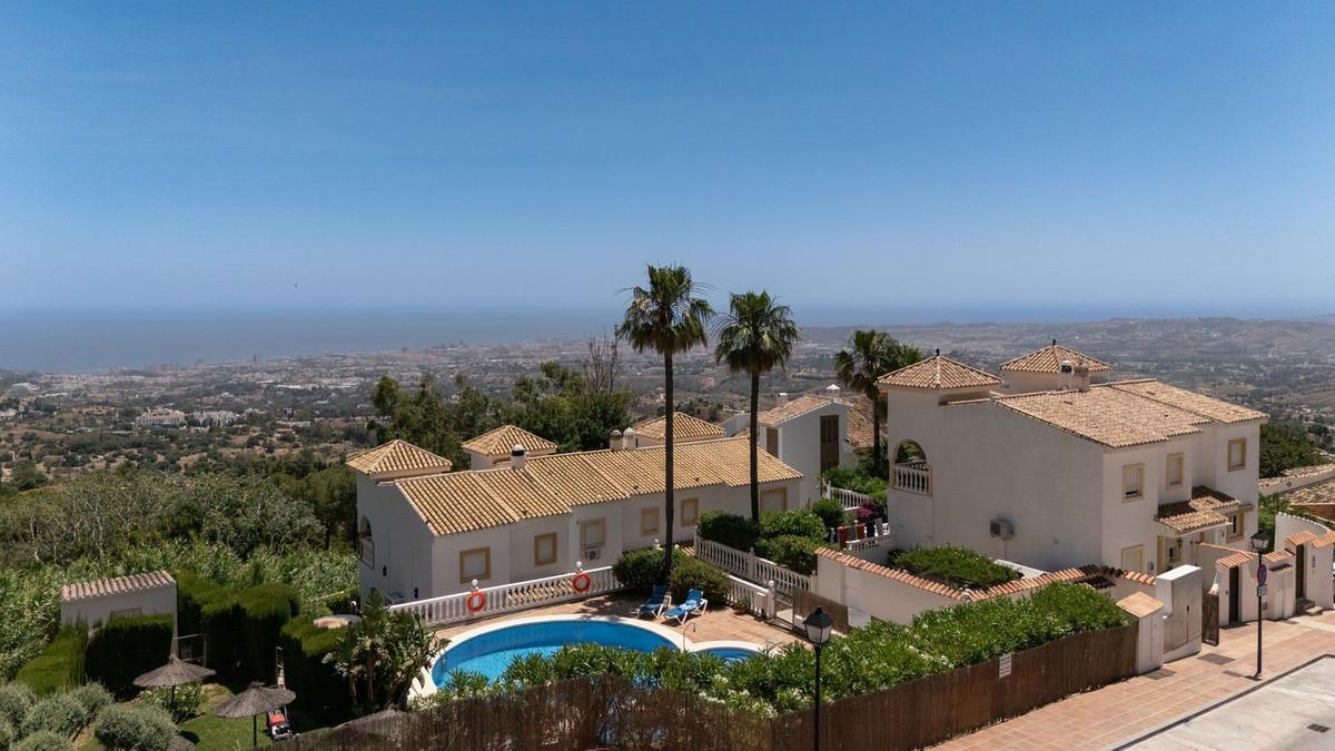 Townhouse Semi Detached in Mijas