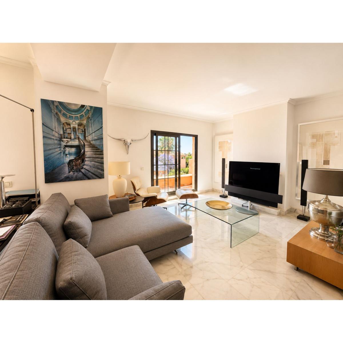 Apartment Penthouse Duplex in Estepona