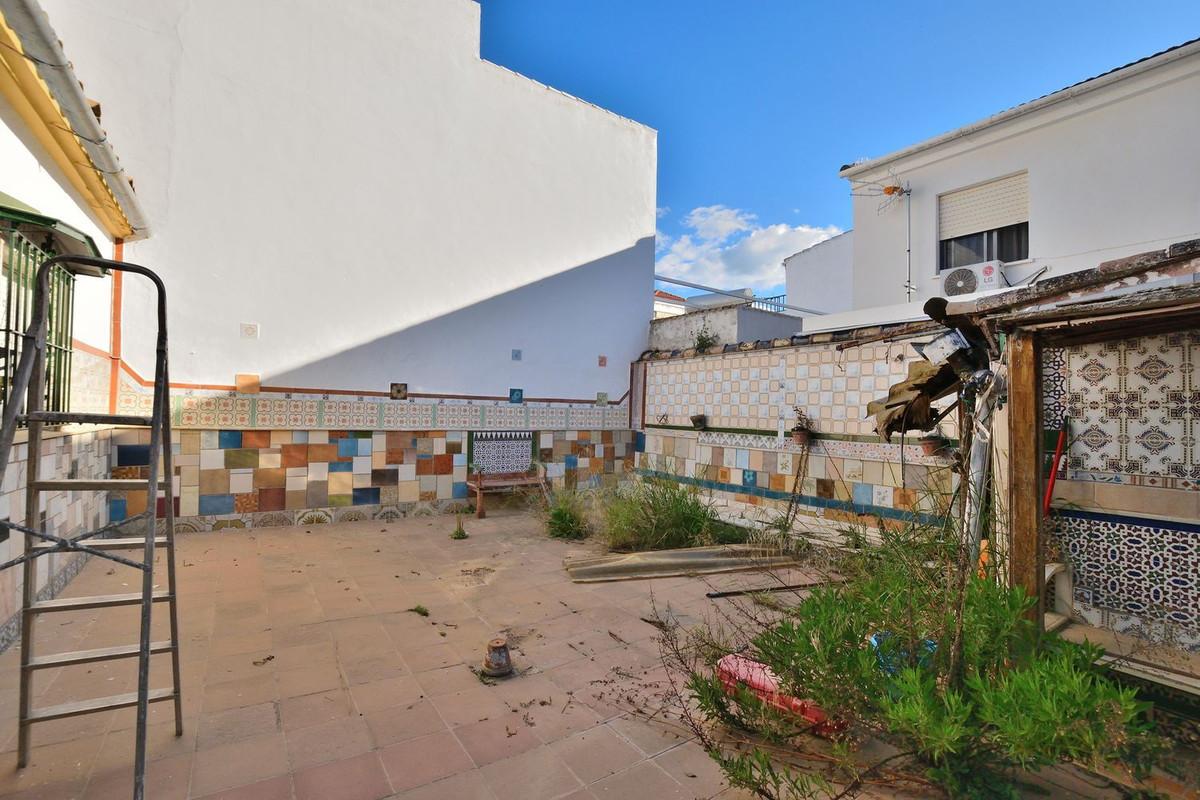 Townhouse Terraced in Ronda
