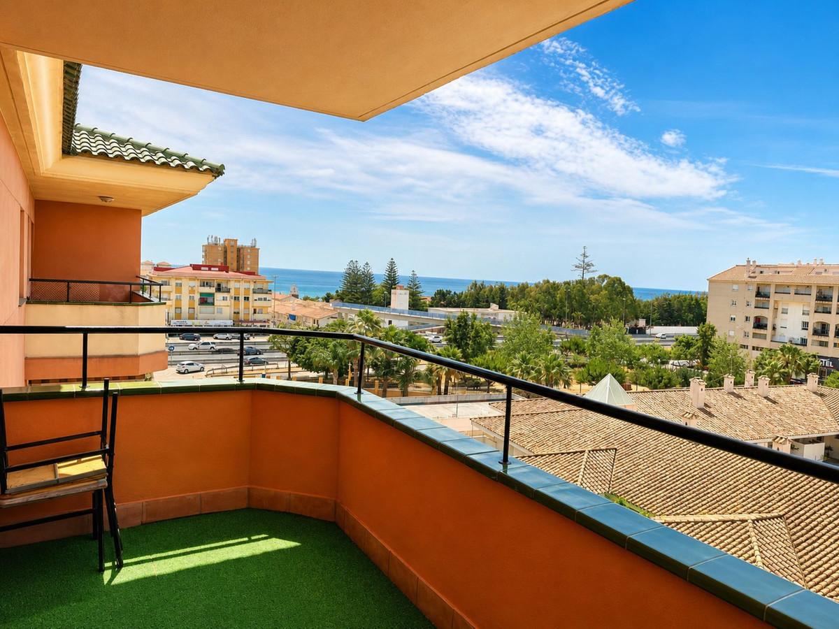 Apartment Middle Floor in San Luis de Sabinillas