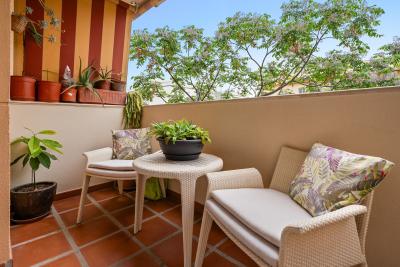 R5427016, Apartment Middle Floor in Estepona