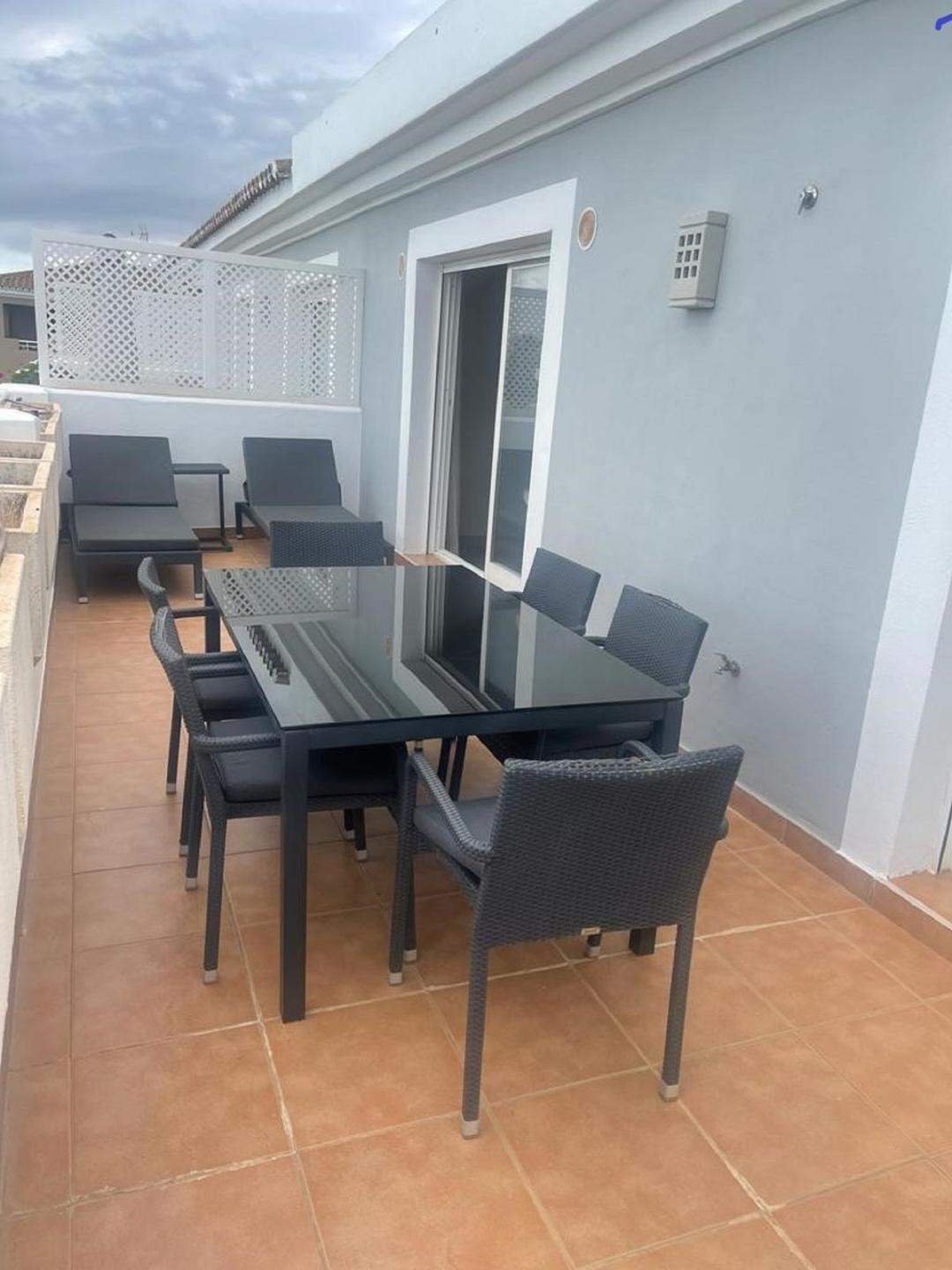 Apartment Penthouse in Estepona