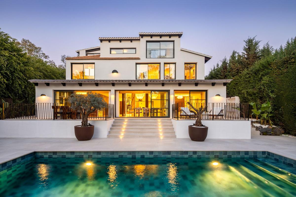Villa Detached in Nueva Andaluc&iacute;a