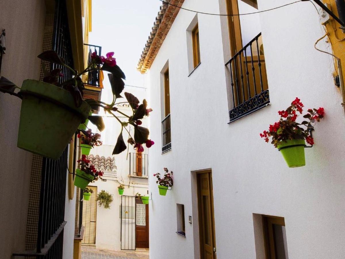 Apartment Middle Floor in Estepona