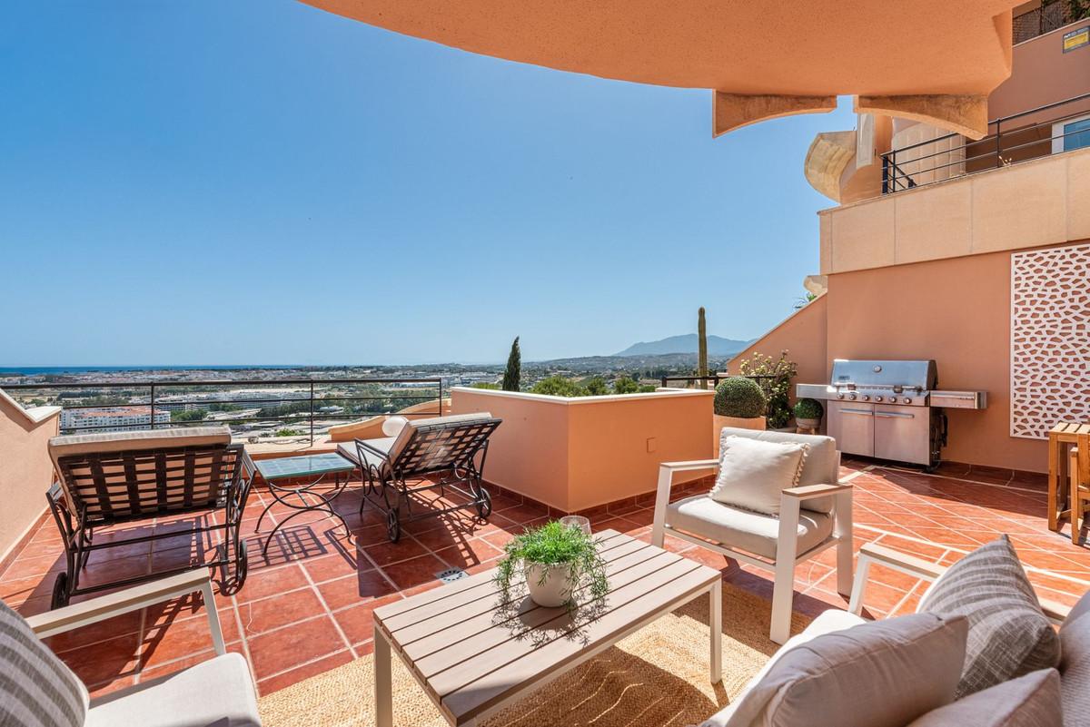 Apartment Middle Floor in Nueva Andaluc&iacute;a