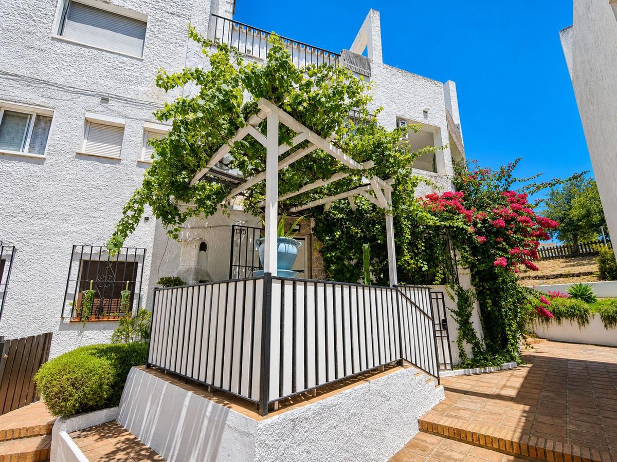 Apartment Ground Floor in La Duquesa