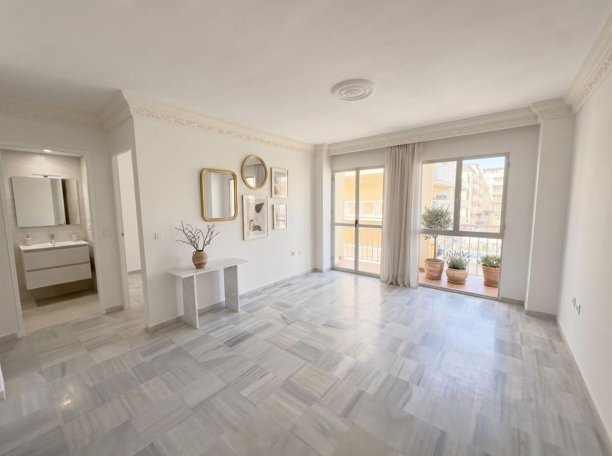 Apartment Middle Floor in San Luis de Sabinillas