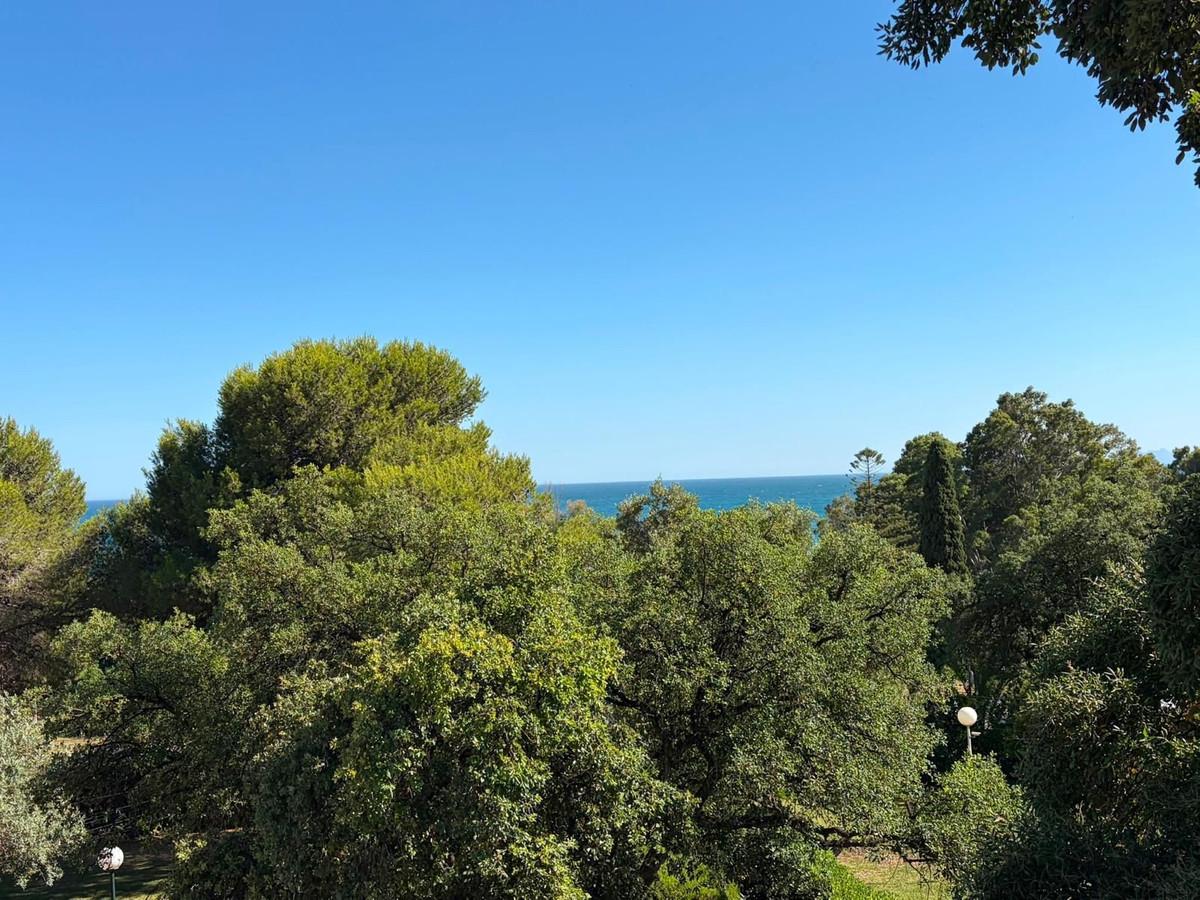 Apartment Penthouse Duplex in Estepona