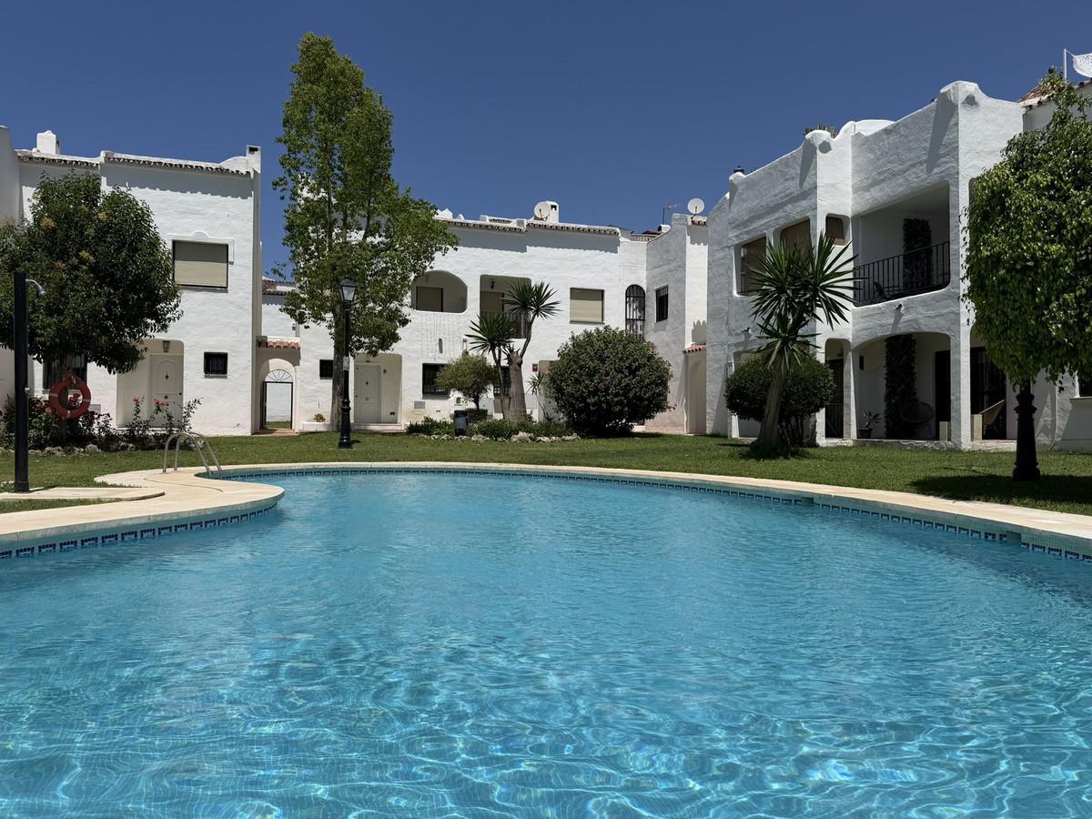Townhouse Terraced in Bel Air