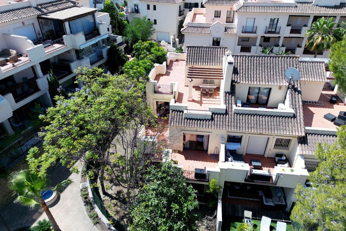 Townhouse Terraced in Nueva Andaluc&iacute;a