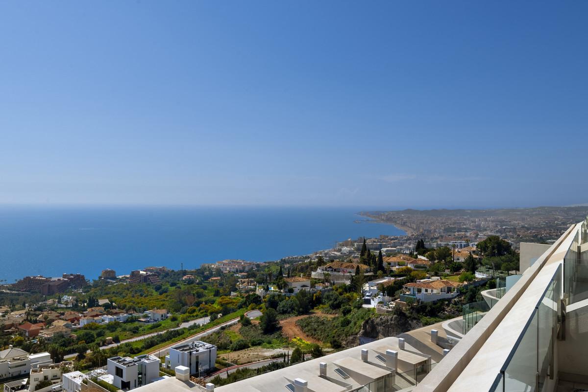 Apartment Penthouse in Benalmadena