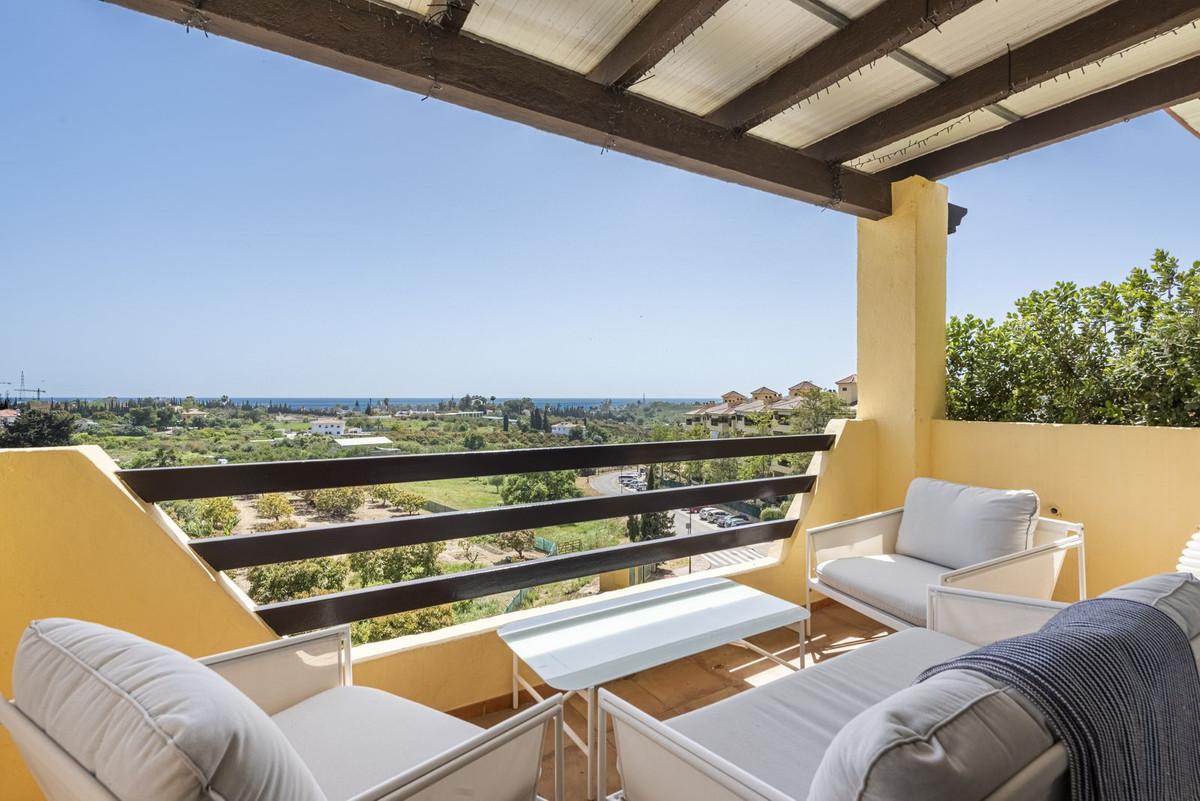 Apartment Penthouse in Selwo