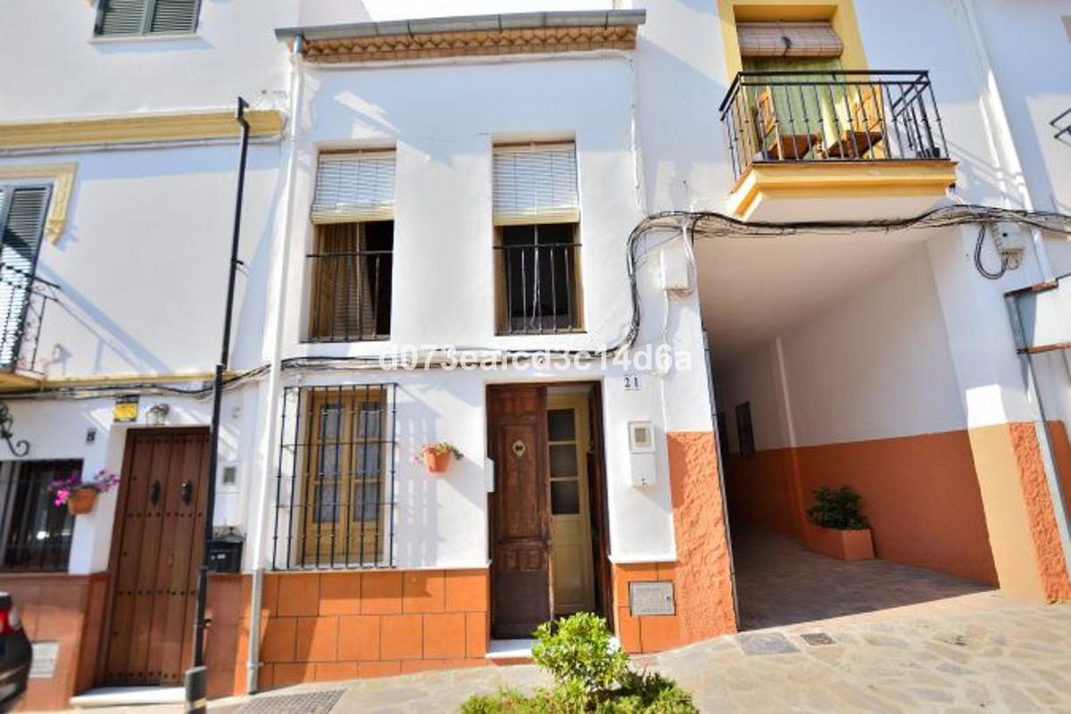 Townhouse Terraced in Arriate