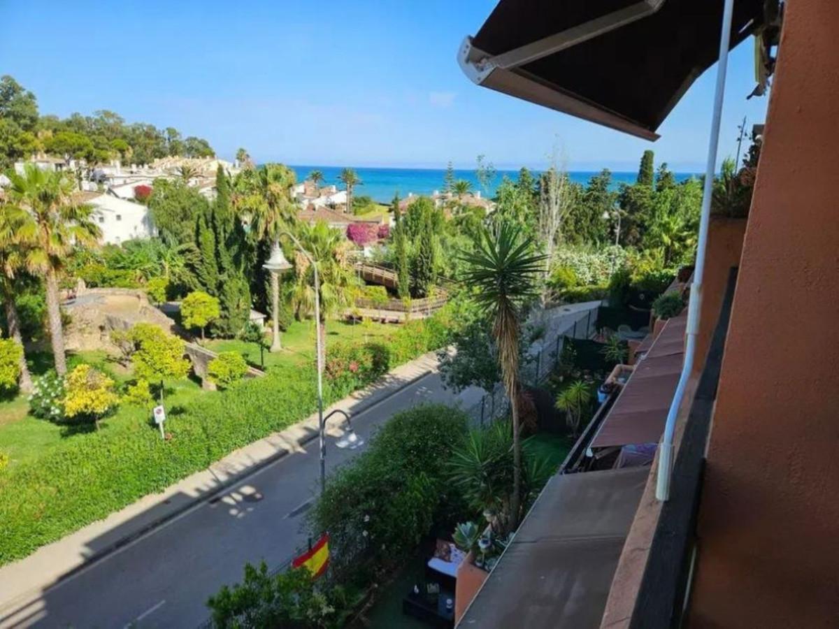 Apartment Penthouse Duplex in Estepona