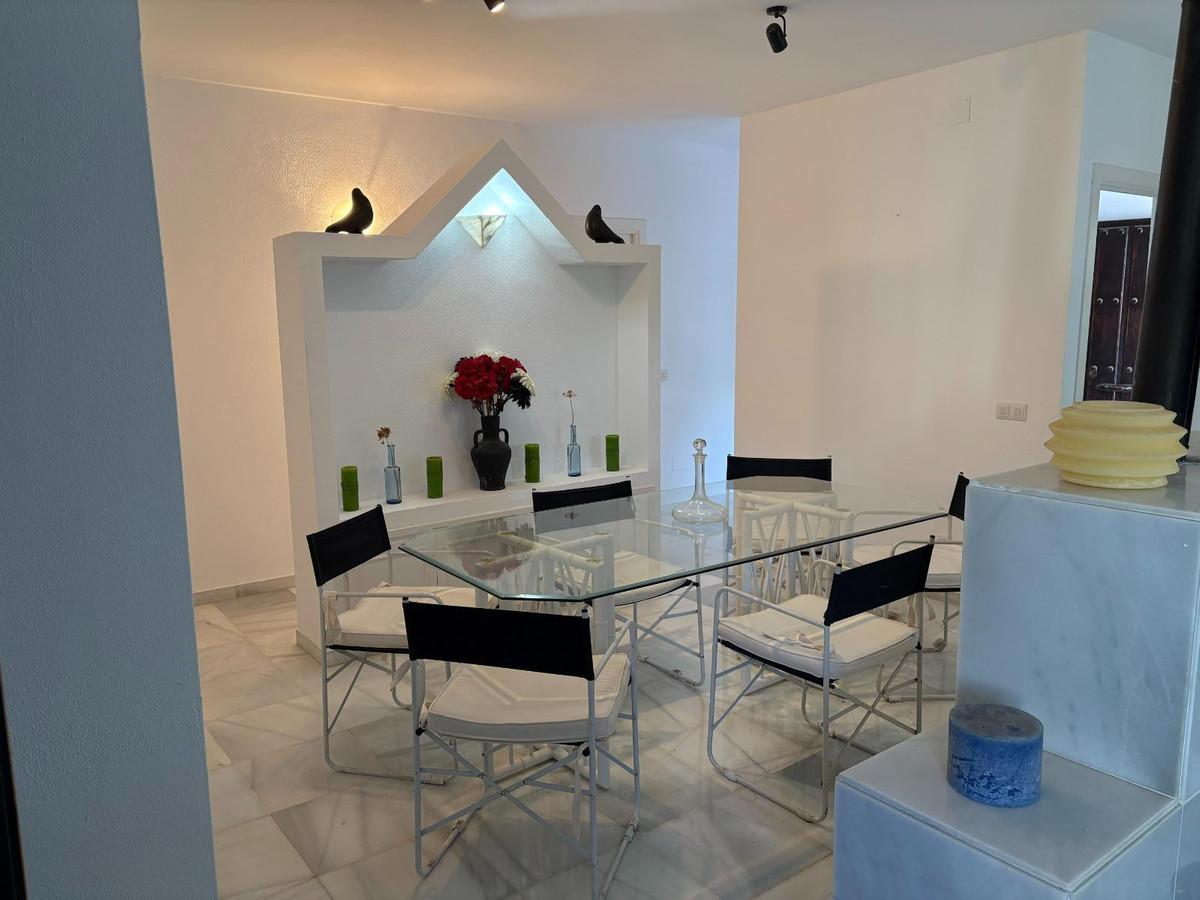 Villa Detached in Artola
