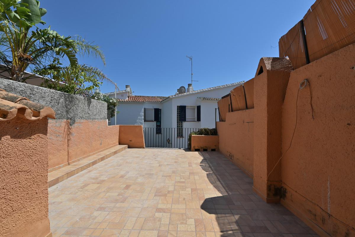 Apartment Ground Floor in Calahonda