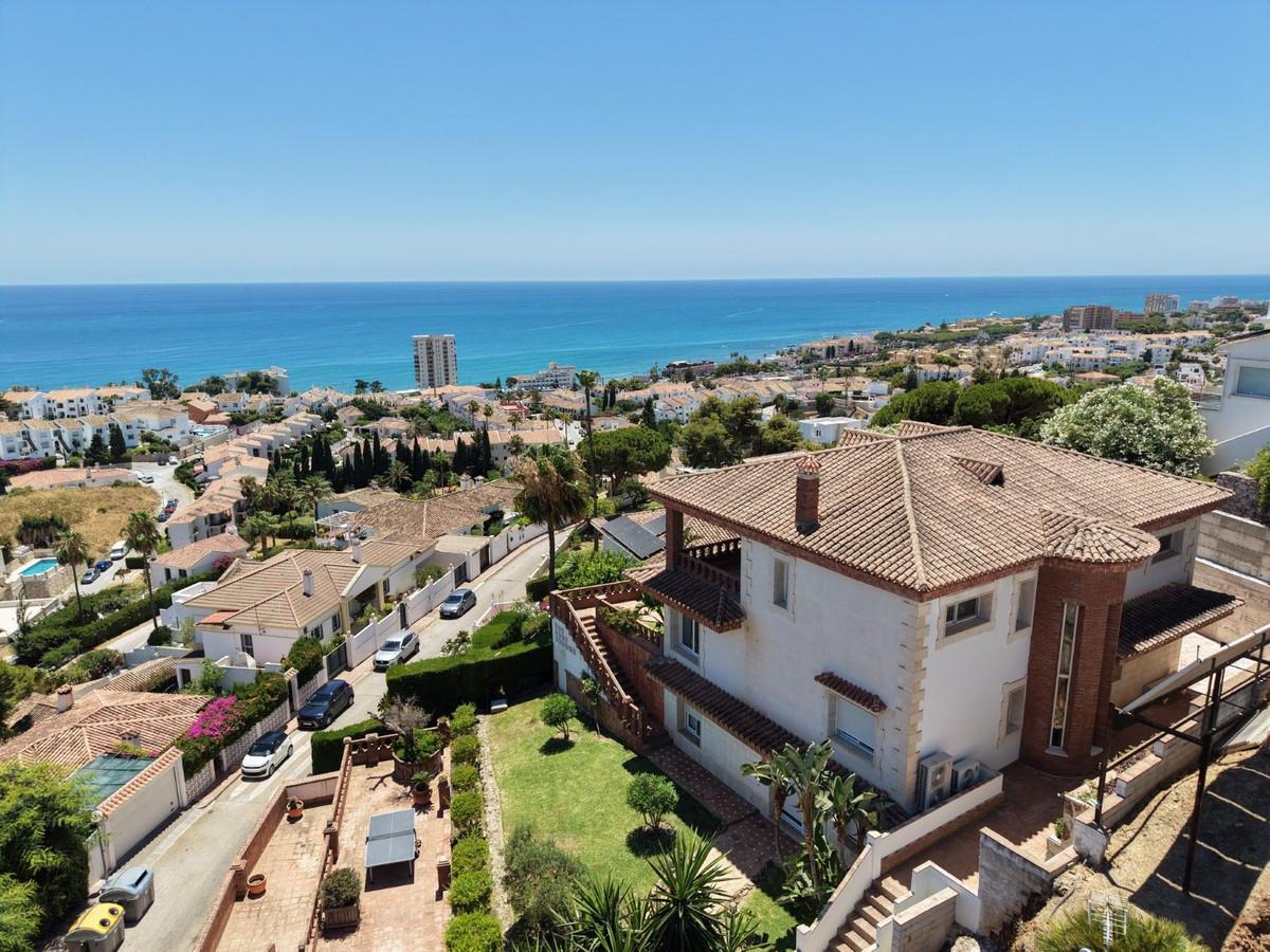 Villa Detached in Riviera del Sol