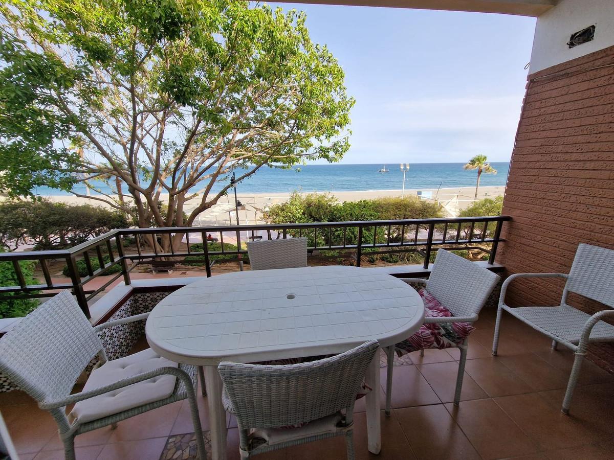 Apartment Middle Floor in Estepona