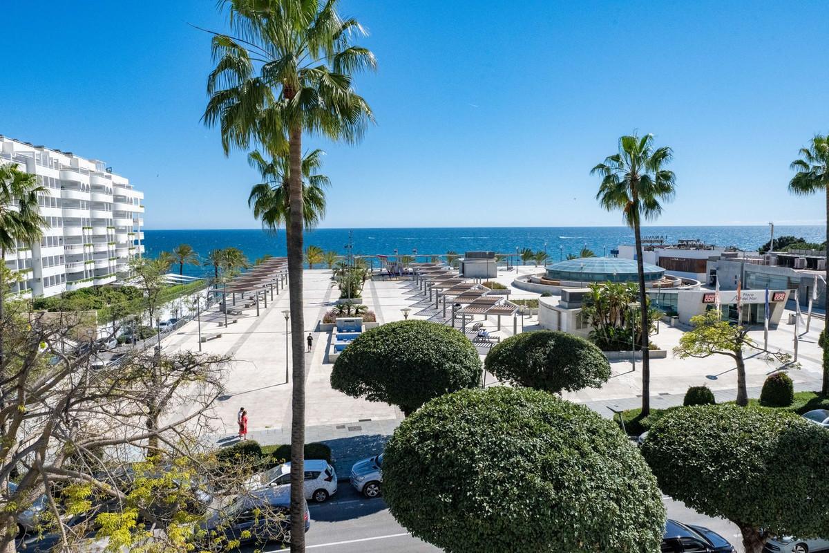 Apartment Middle Floor in Marbella