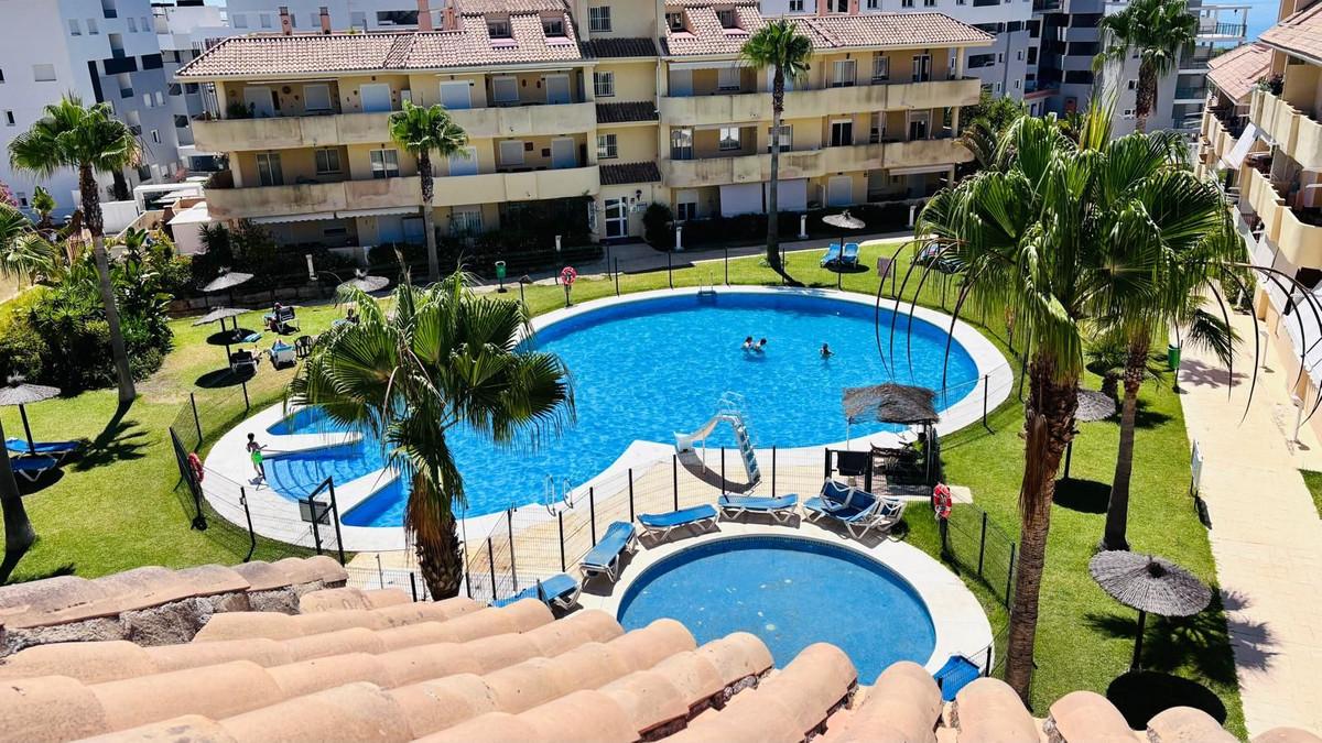 Apartment Penthouse in Manilva