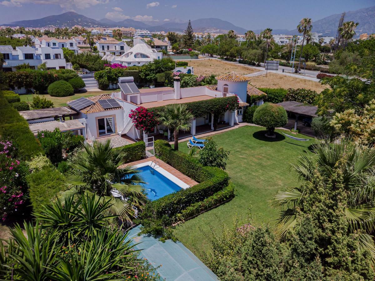 Townhouse Detached in San Pedro de Alc&aacute;ntara