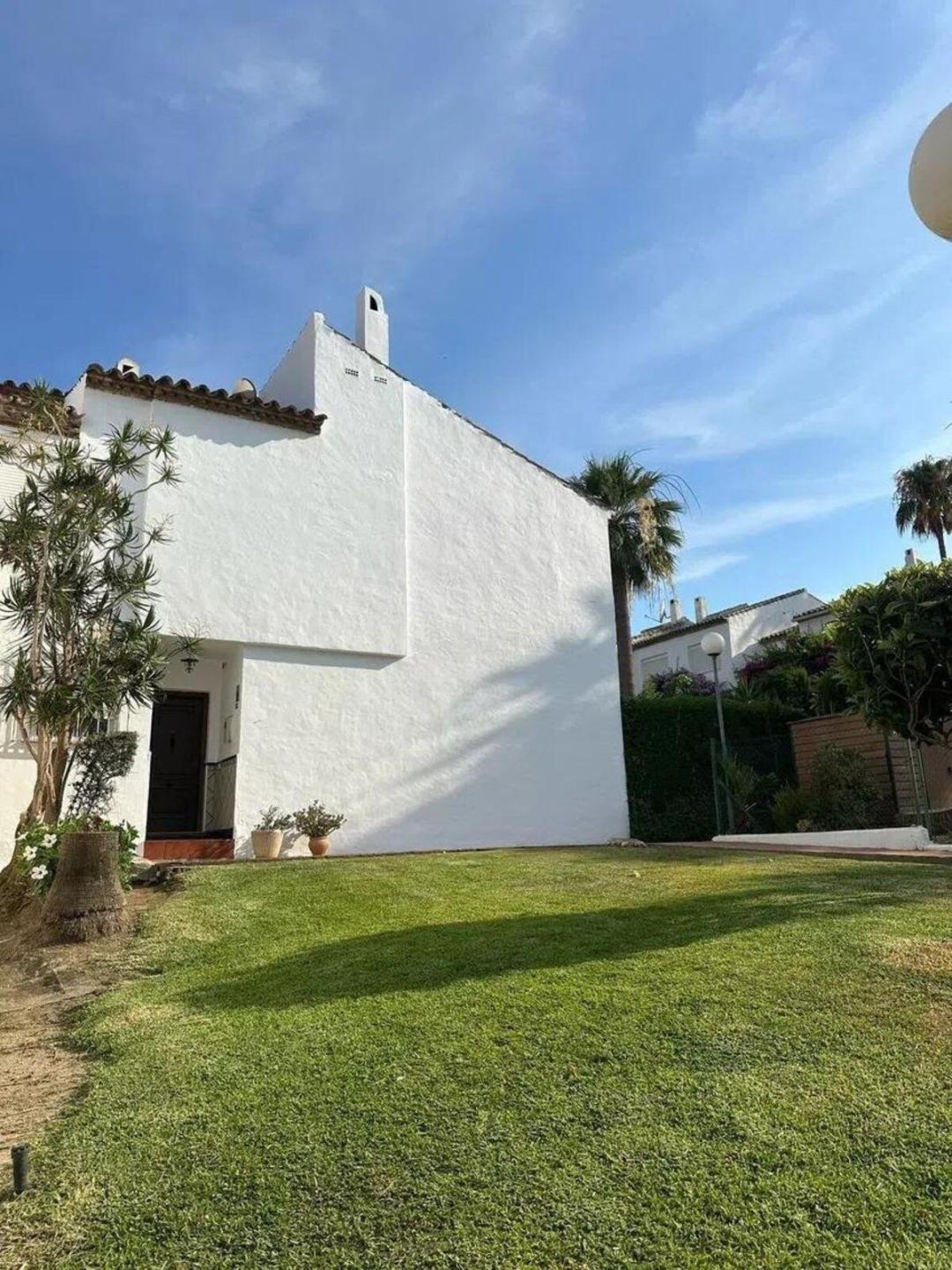 Townhouse Terraced in Bel Air