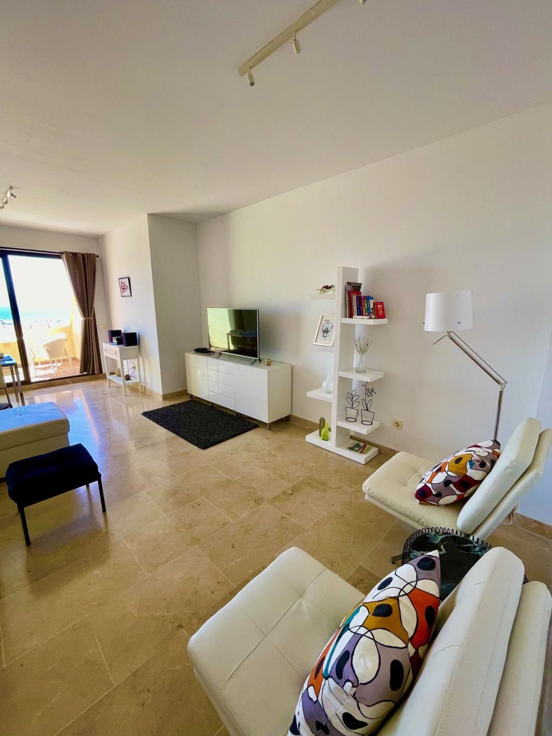 Apartment Penthouse in Manilva