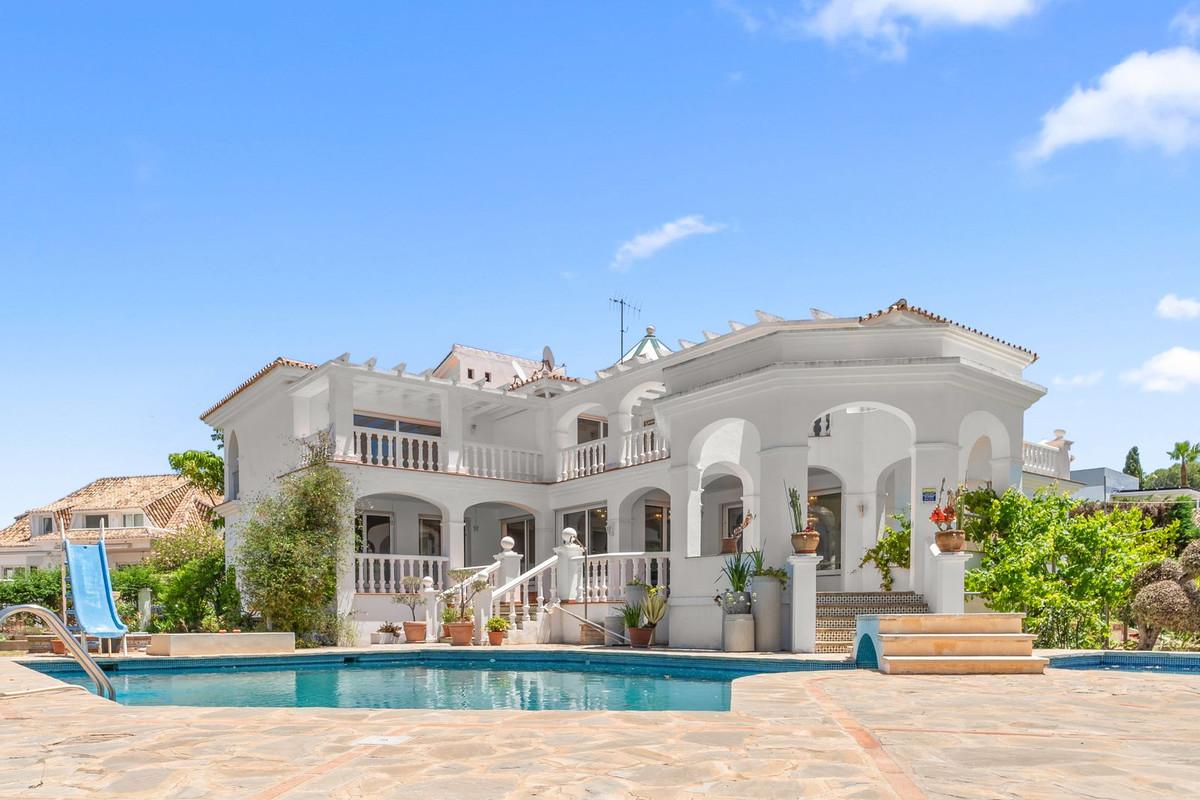 Villa Detached in Torrequebrada