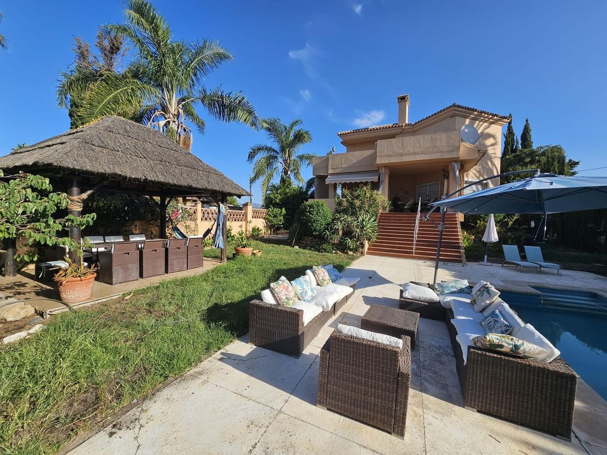 Villa Detached in Nueva Andaluc&iacute;a