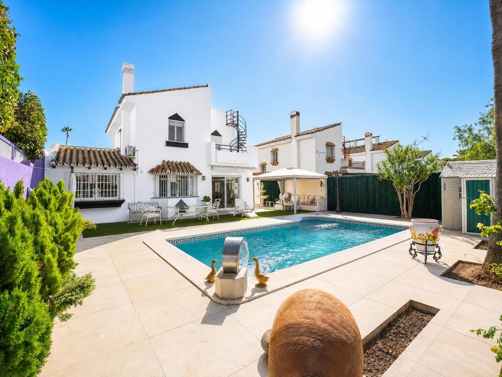Villa Detached in Atalaya