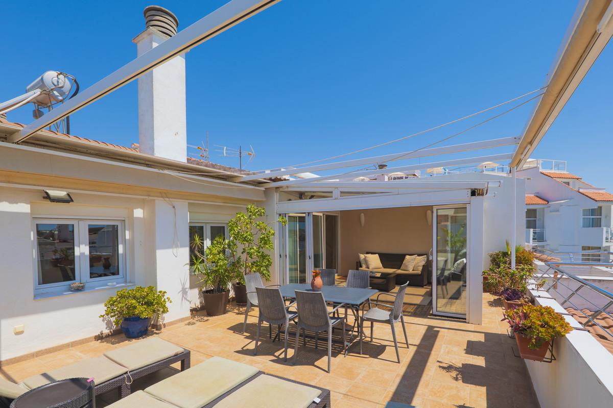 Apartment Penthouse in La Carihuela
