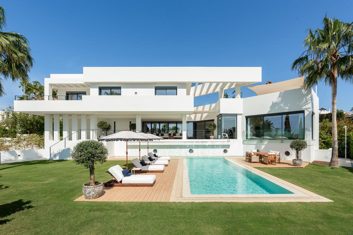 Villa Detached in Los Flamingos
