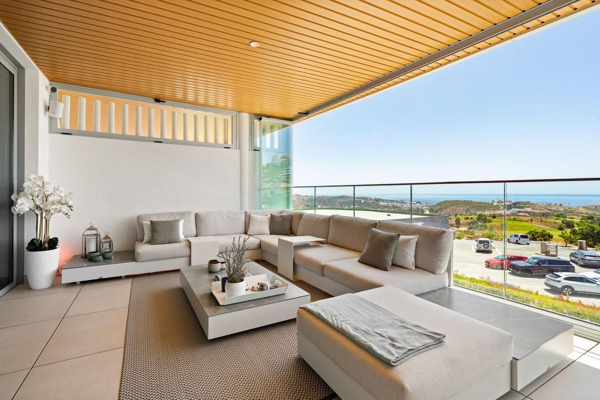 Apartment Middle Floor in Calanova Golf
