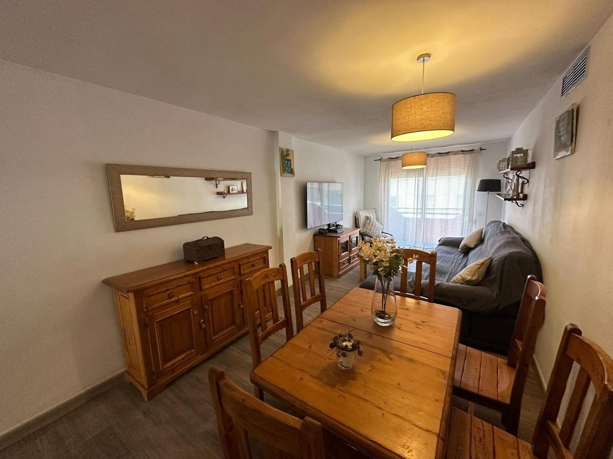 Apartment Middle Floor in Las Lagunas