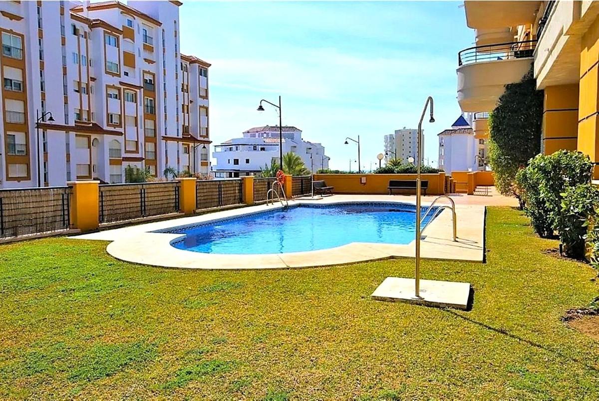 Apartment Middle Floor in Estepona