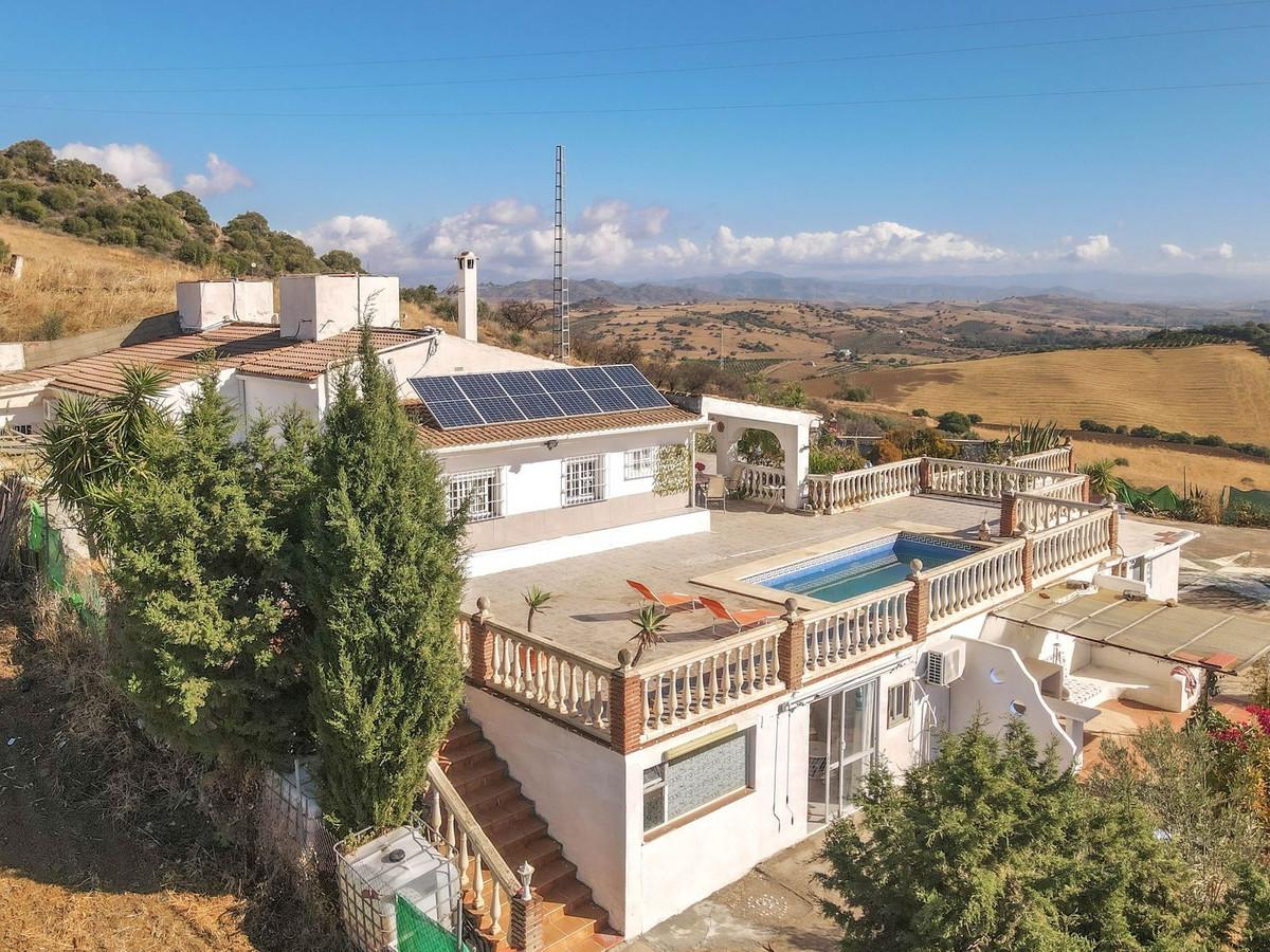 Villa Detached in Guaro