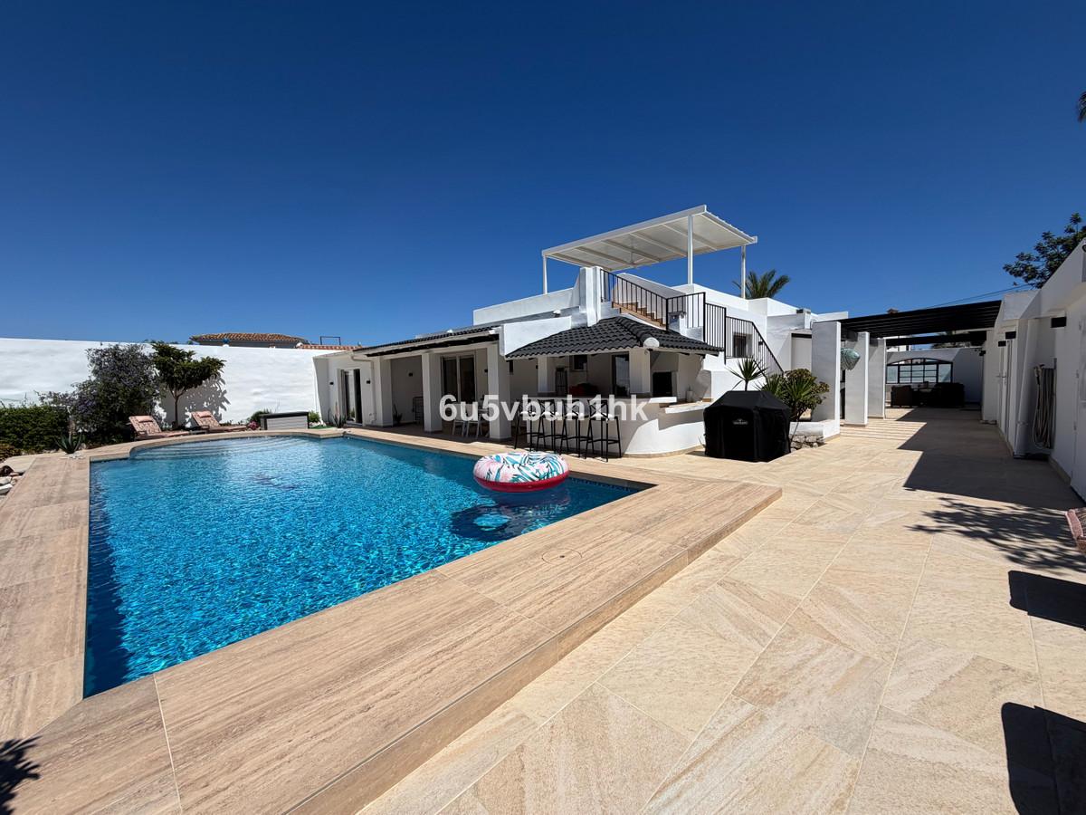 Villa Detached in Benalmadena Costa