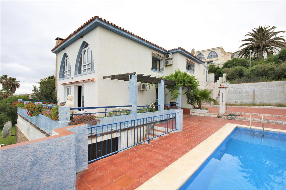 Villa Detached in Estepona
